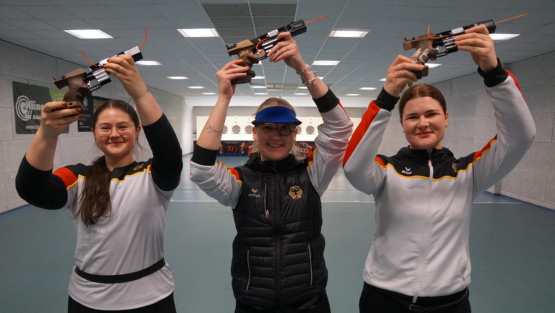 Erfolgreicher erster Tag bei den Junioren in den Kleinkaliberdisziplinen